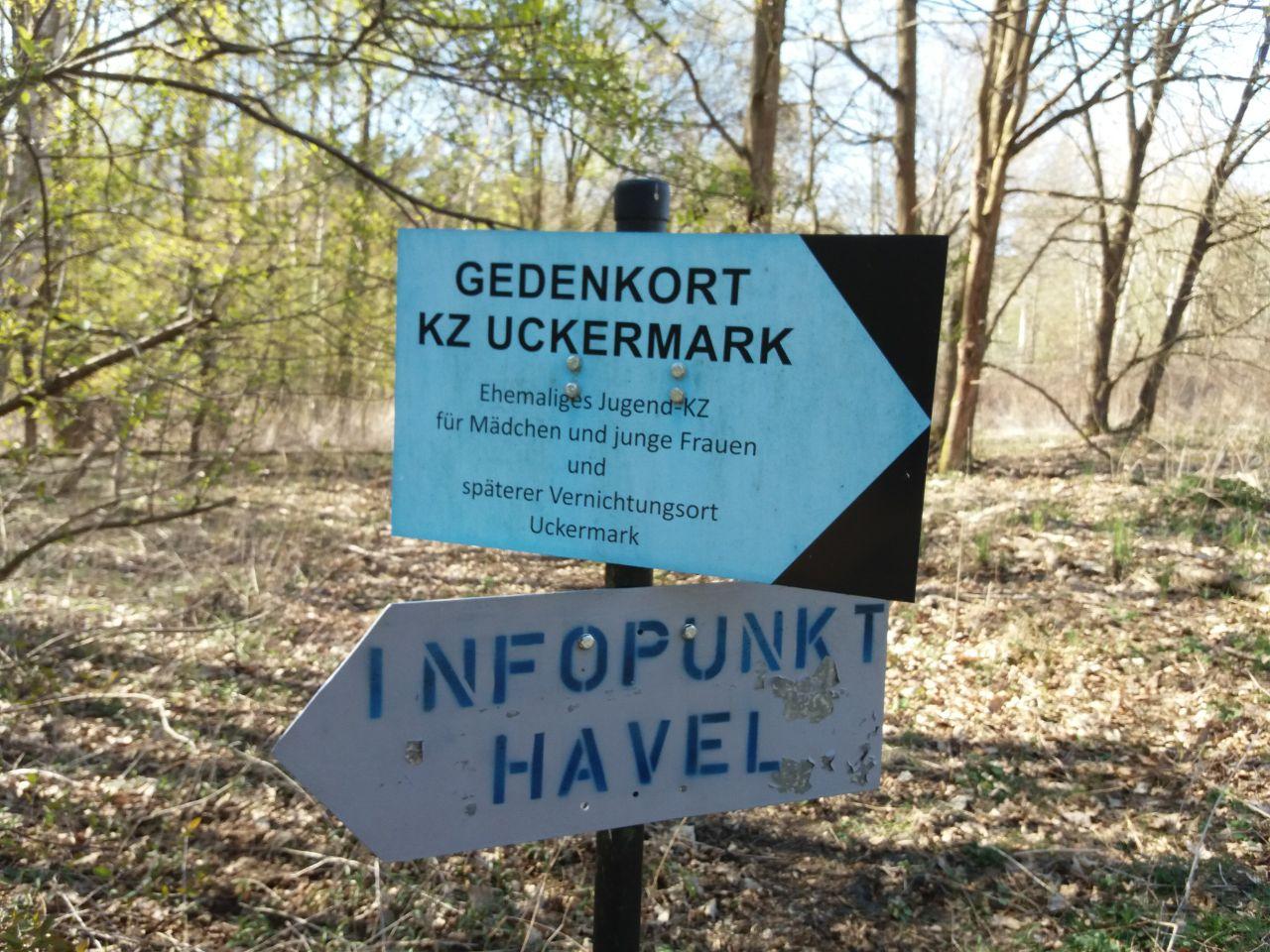 Der Gedenkort ehemaliges KZ Uckermark Bilder, Rundgang und Podcast